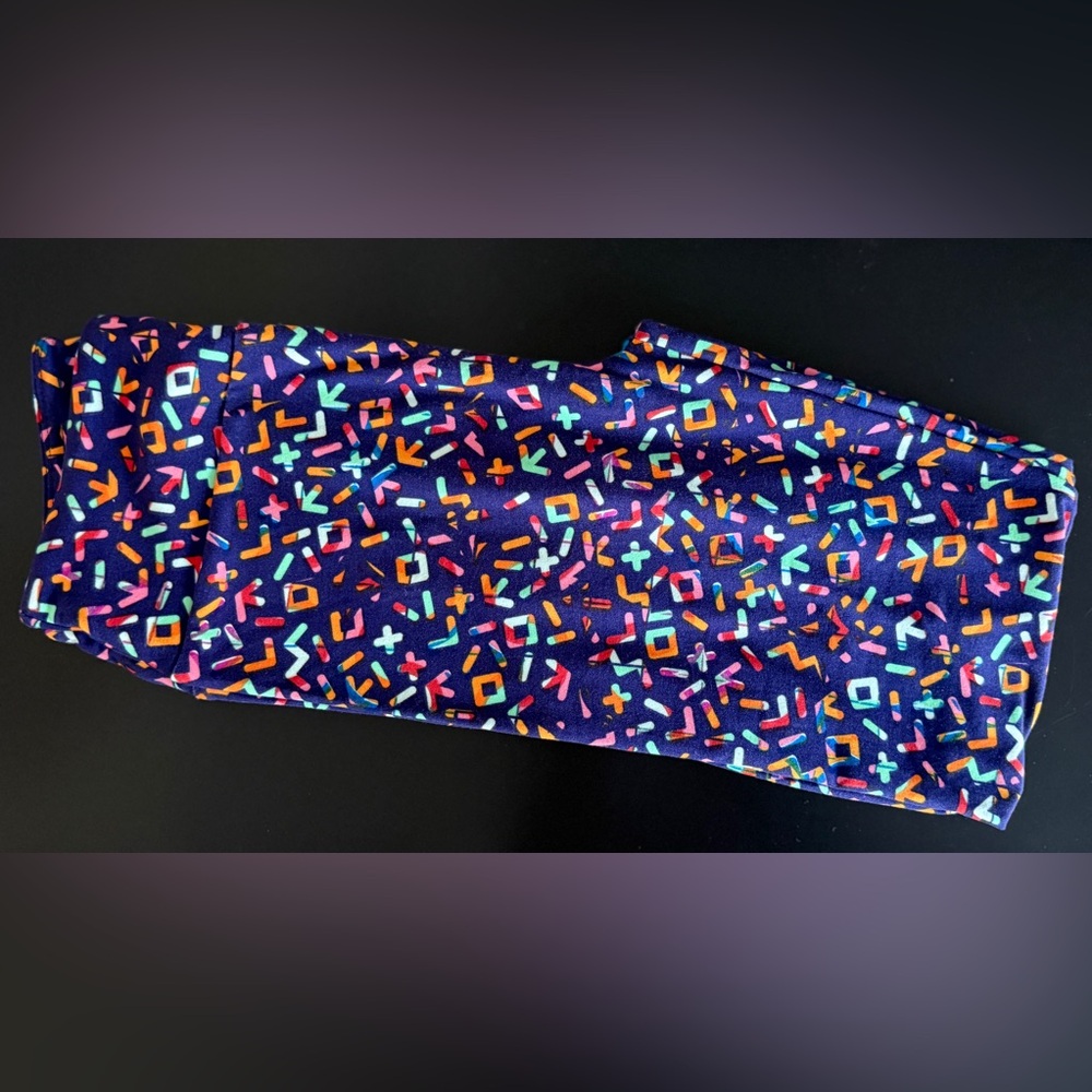 LuLaRoe Colorful Geometric Print OS Leggings